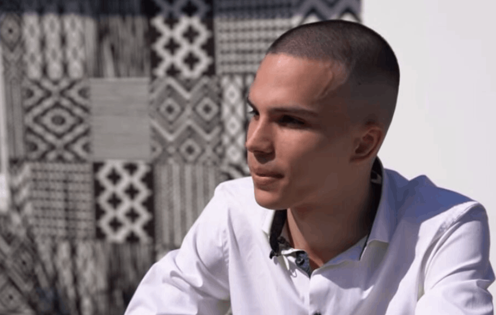 VOJAŽ BRUTALNO ISKREN: 'Ja nisam pevač jer NE ZNAM DA PEVAM'! (VIDEO) 